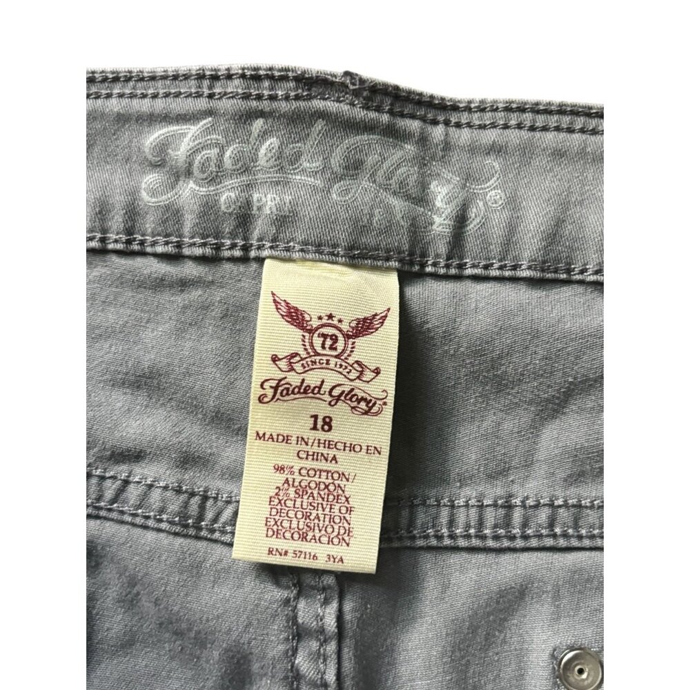Faded Glory Women's Gray Cotton Capris - Picture 3 of 6
